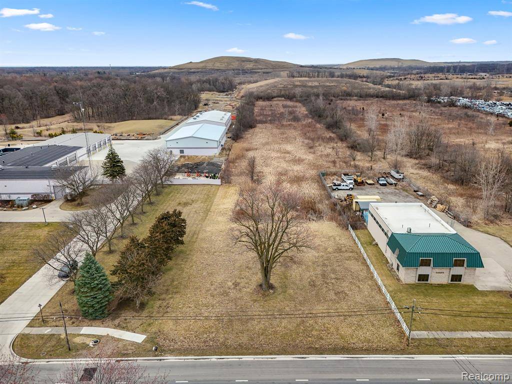 Canton, MI 48188 2526,4891 S Sheldon Road