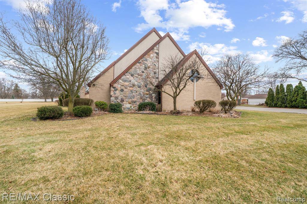 Dearborn Heights, MI 48127 1021,26701 JOY Road