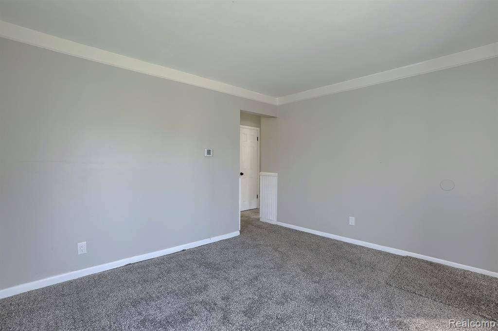 Warren, MI 48089 1710,11067 PAIGE Avenue