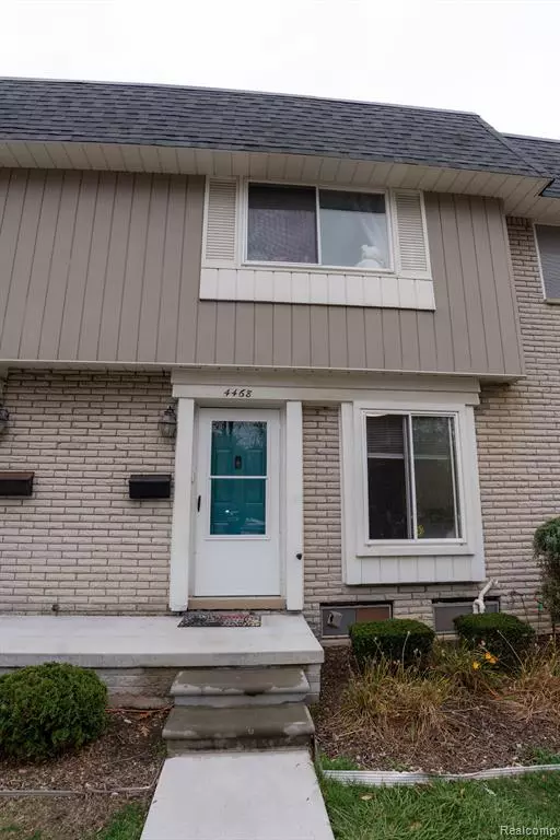 Sterling Heights, MI 48310 5586,4468 15 MILE Road