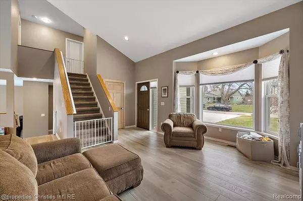 Waterford, MI 48328 4341,1570 Larchmont Avenue