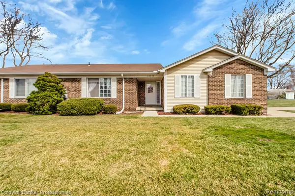 22525 SHOREVIEW Court, Saint Clair Shores, MI 48082 1480