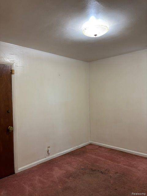 Detroit, MI 48227 1333,13539 WOODMONT Avenue