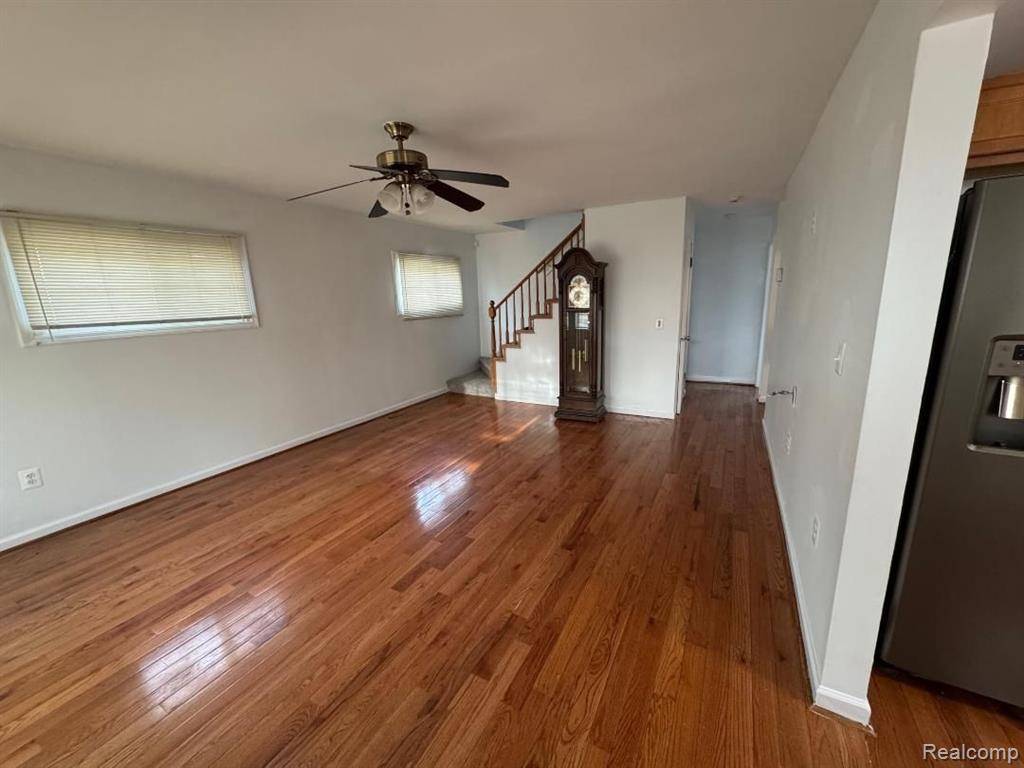 Taylor, MI 48180 1126,6363 MCGUIRE Street