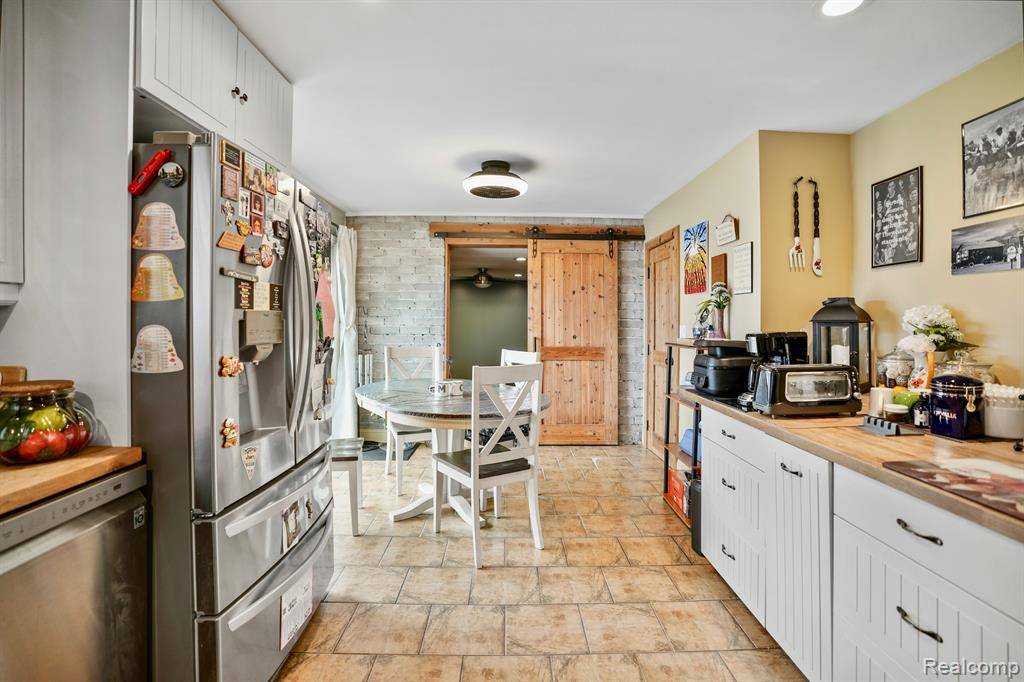 Burton, MI 48509 1711,4231 Lapeer Road