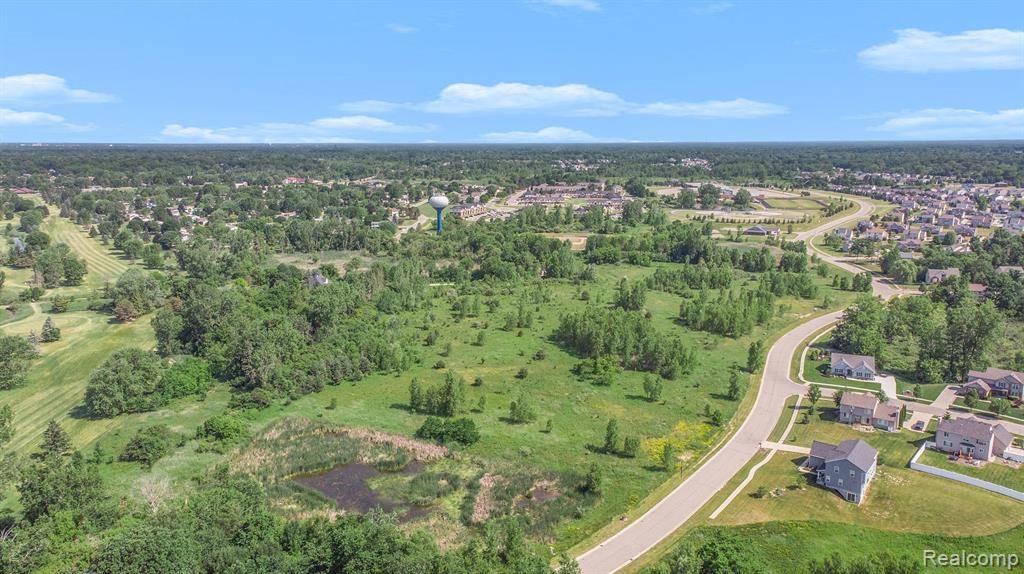 Grand Blanc, MI 48439,7250 GLEN VIEW Lane