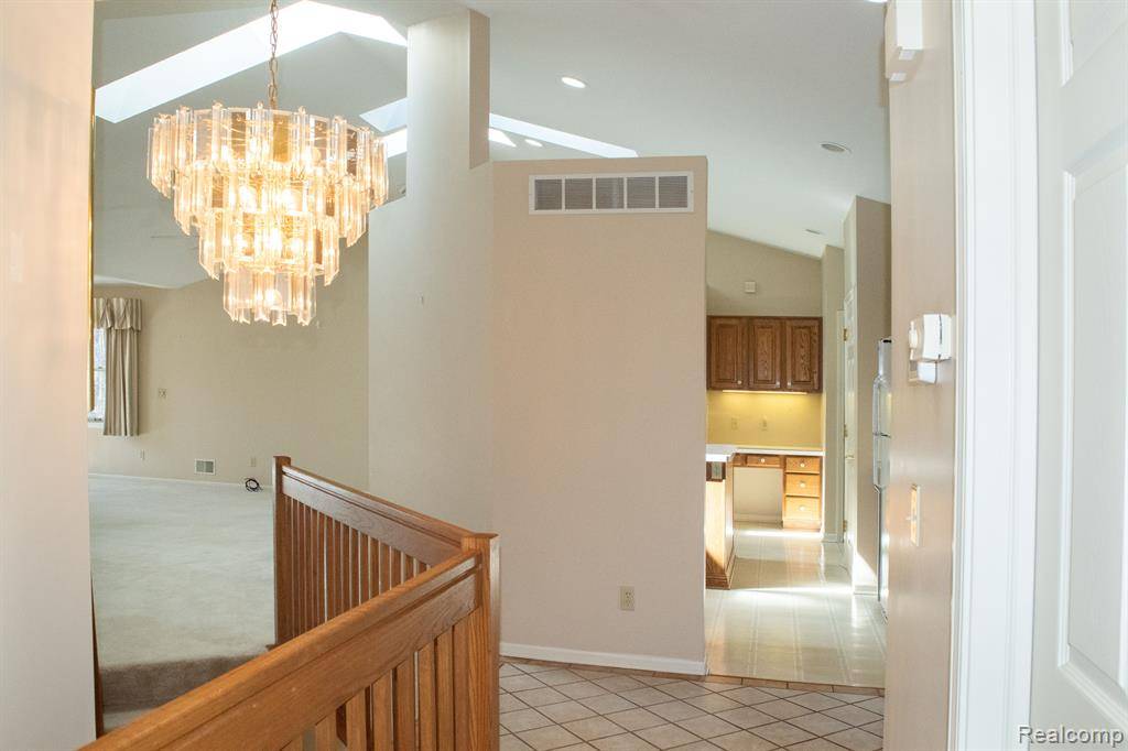 Davison, MI 48423 3502,9614 Creekside Court