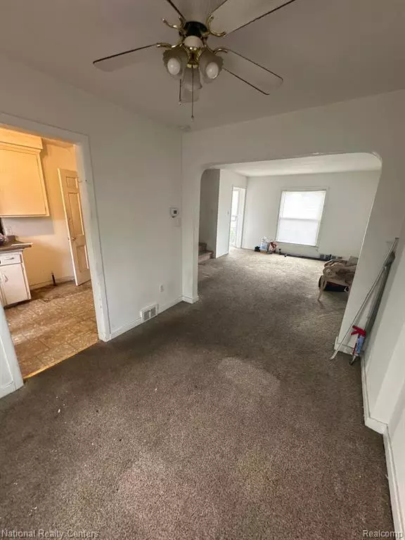 Detroit, MI 48214 3630,480 MARQUETTE Drive