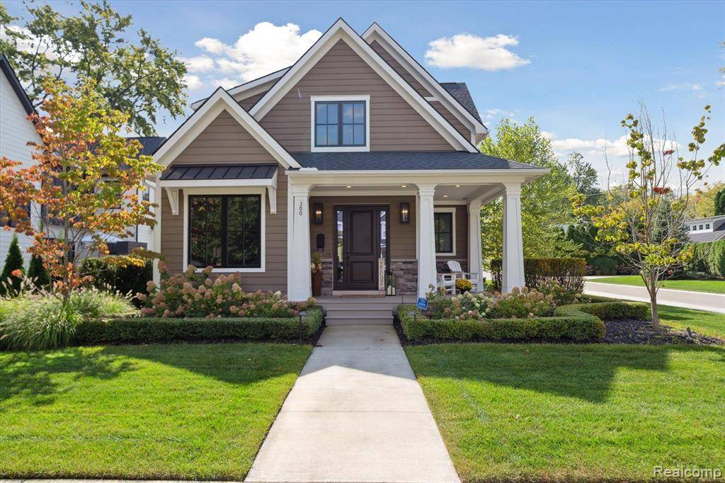 Rochester, MI 48307 1572,300 TERRY Avenue