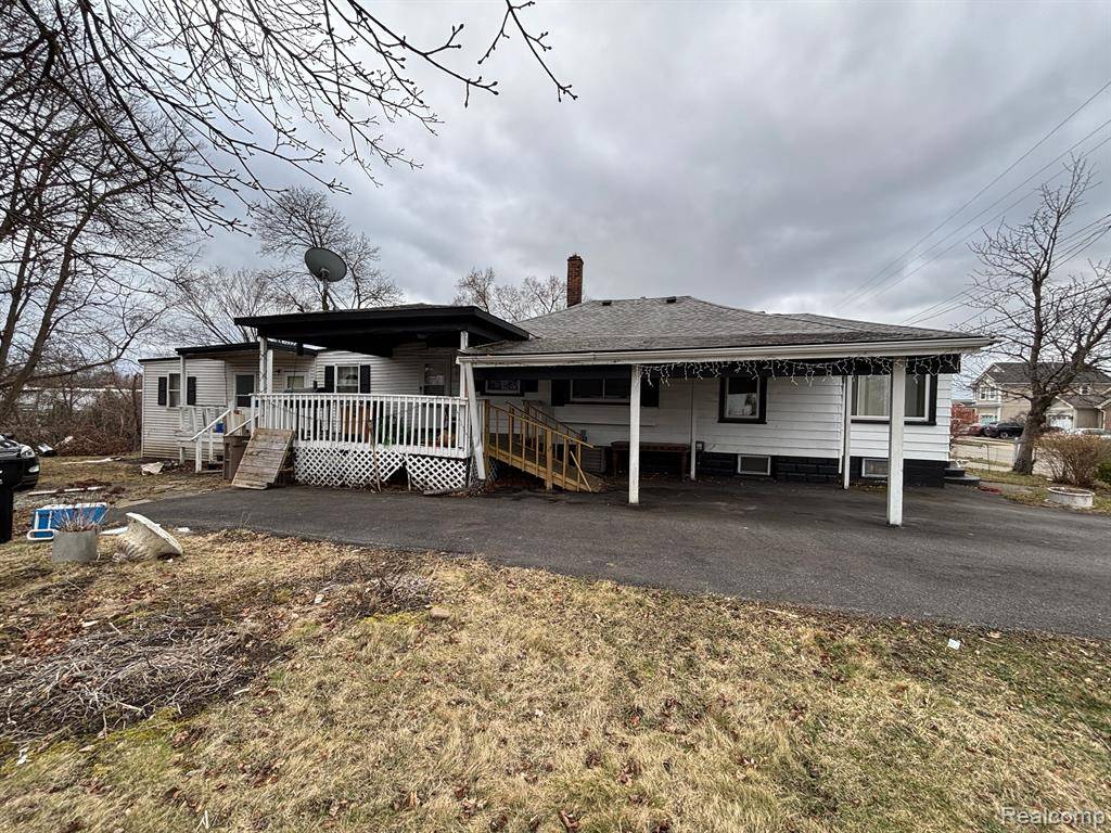Pontiac, MI 48342 3249,376 OSMUN Street