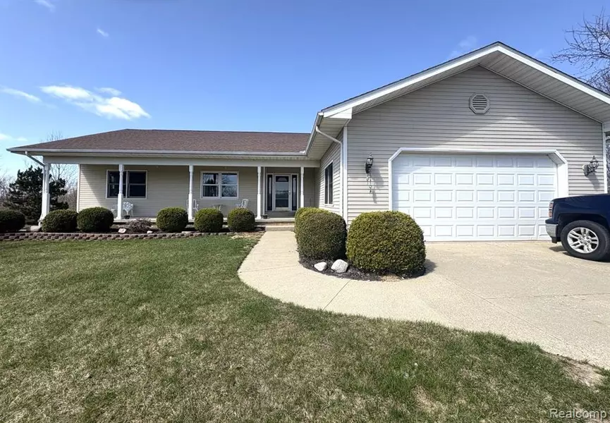 7681 Fieldcrest Drive, Almont, MI 48003