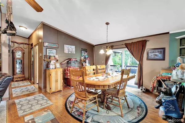 Clarkston, MI 48348 5310,2015 PLUM Street