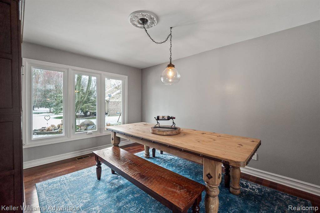 South Lyon, MI 48178 9416,54449 Royal Troon Drive