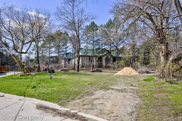 Westland, MI 48186 4706,31844 BAY