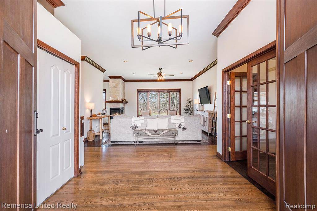 Howell, MI 48843 9681,3344 PINGREE Road