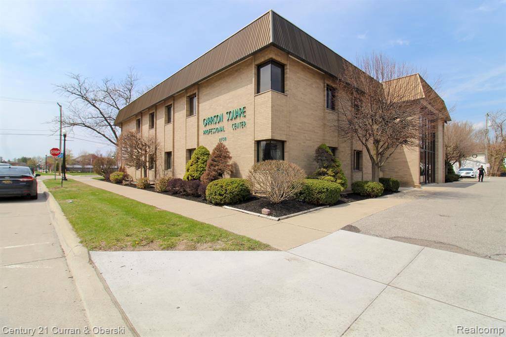 22190 GARRISON Street, Dearborn, MI 48124 2260