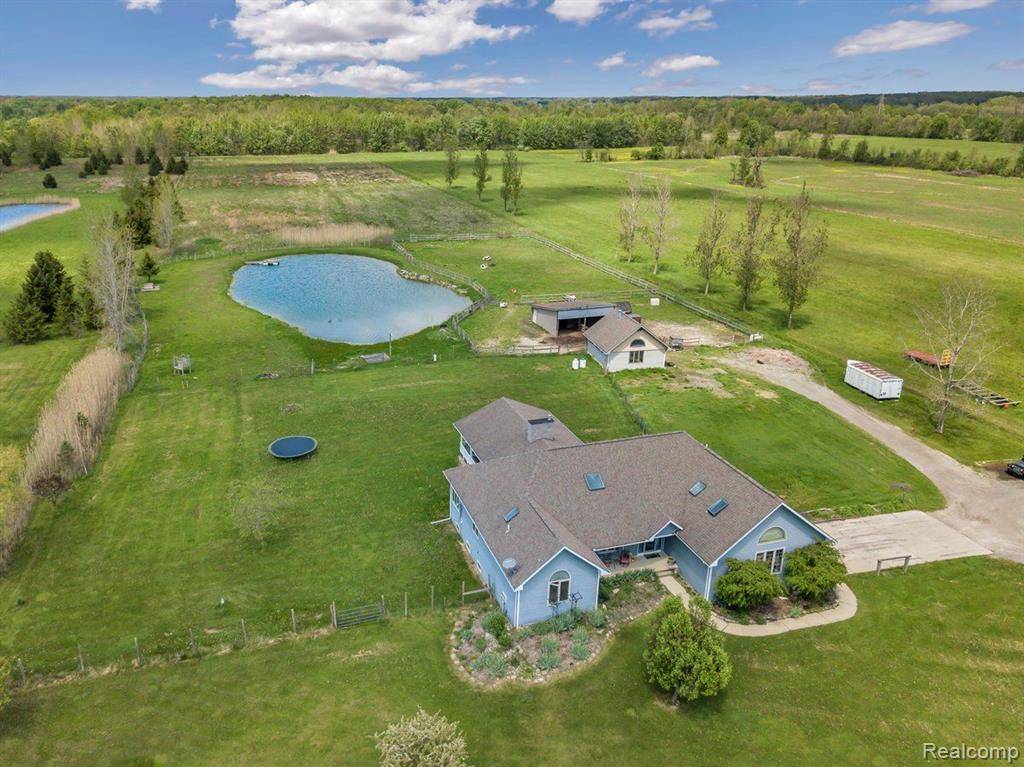 8322 N SHORT Road, Columbus, MI 48063 3219