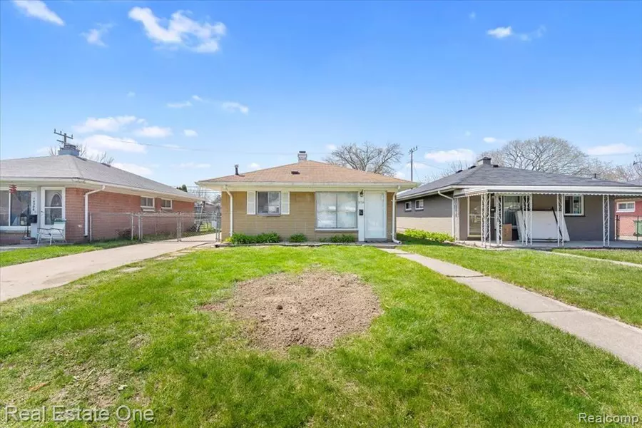 14384 IRENE Street, Southgate, MI 48195 1950