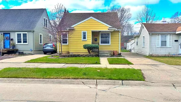 20864 HOLLYWOOD Street, Harper Woods, MI 48225 1136