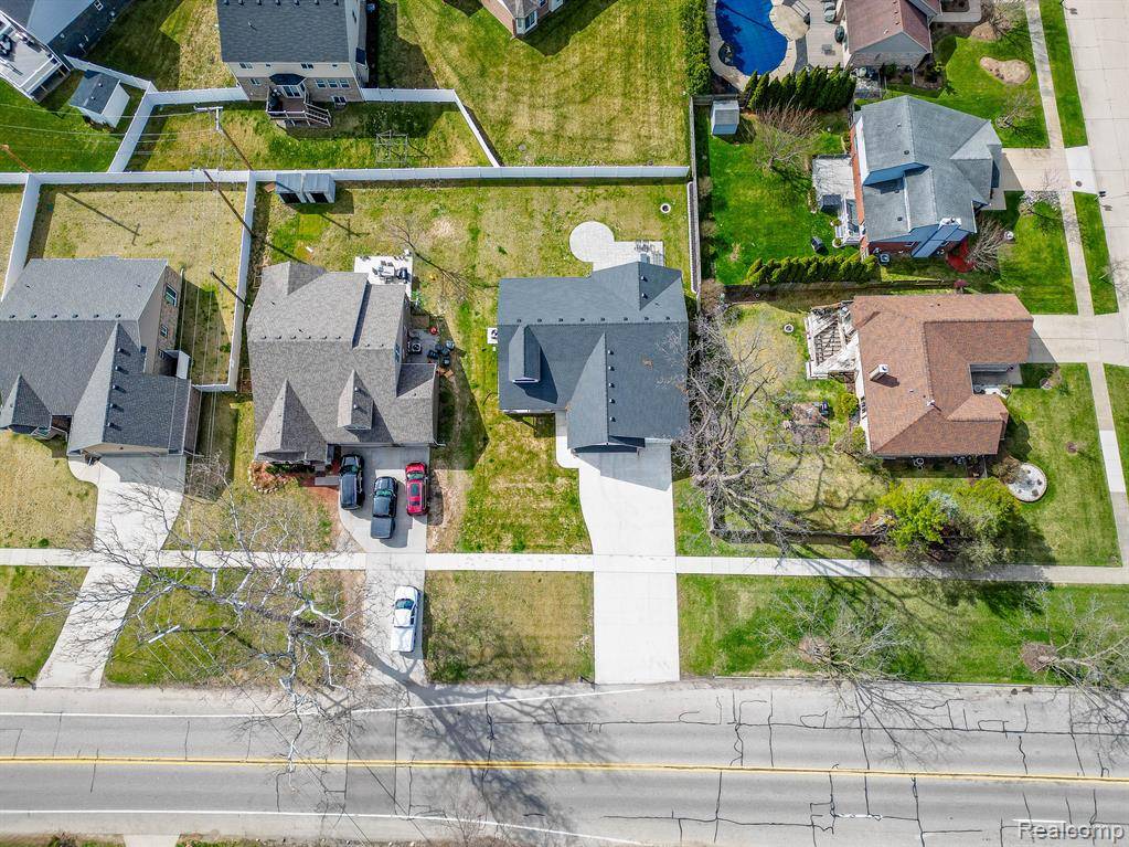 Livonia, MI 48150 3607,34421 ANN ARBOR Trail