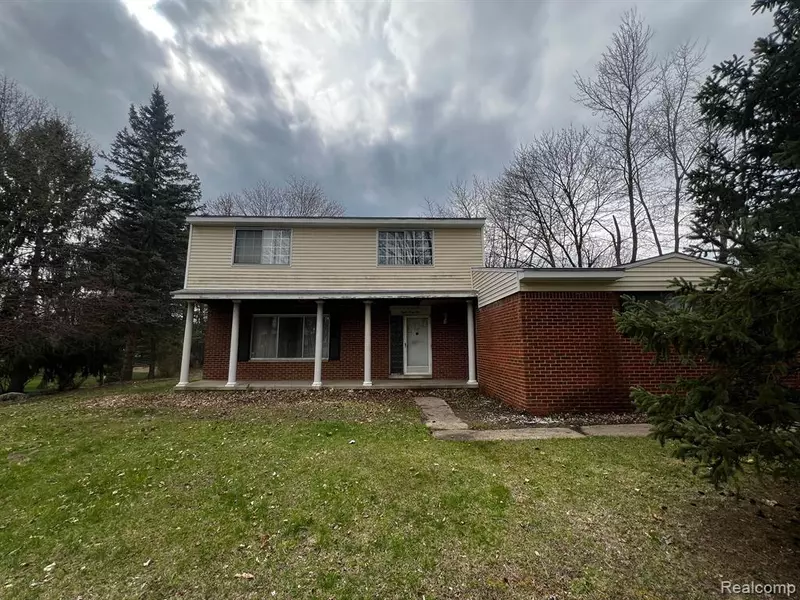 845 ALLSTON Drive, Rochester Hills, MI 48309 1659