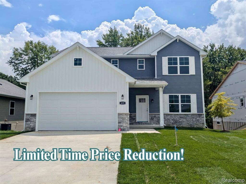 425 Jubilee Drive, Whitmore Lake, MI 48189