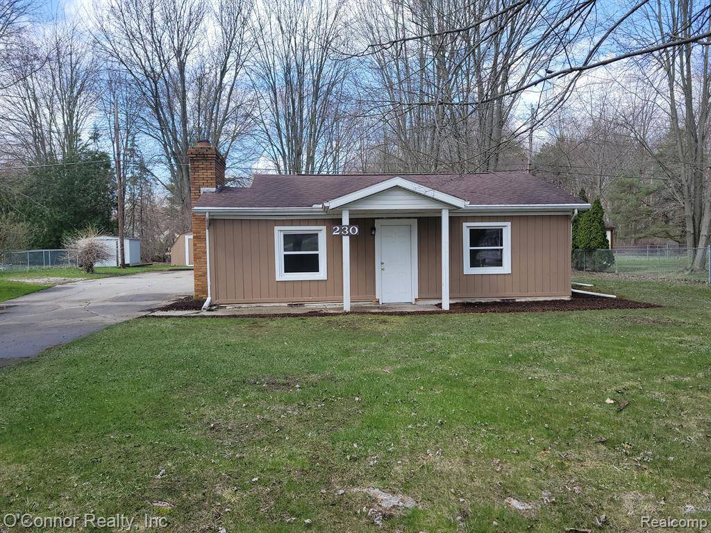 230 MICHIGAN Avenue,  Marysville,  MI 48040 1186