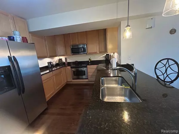 Ann Arbor, MI 48104 1772,111 N ASHLEY Street