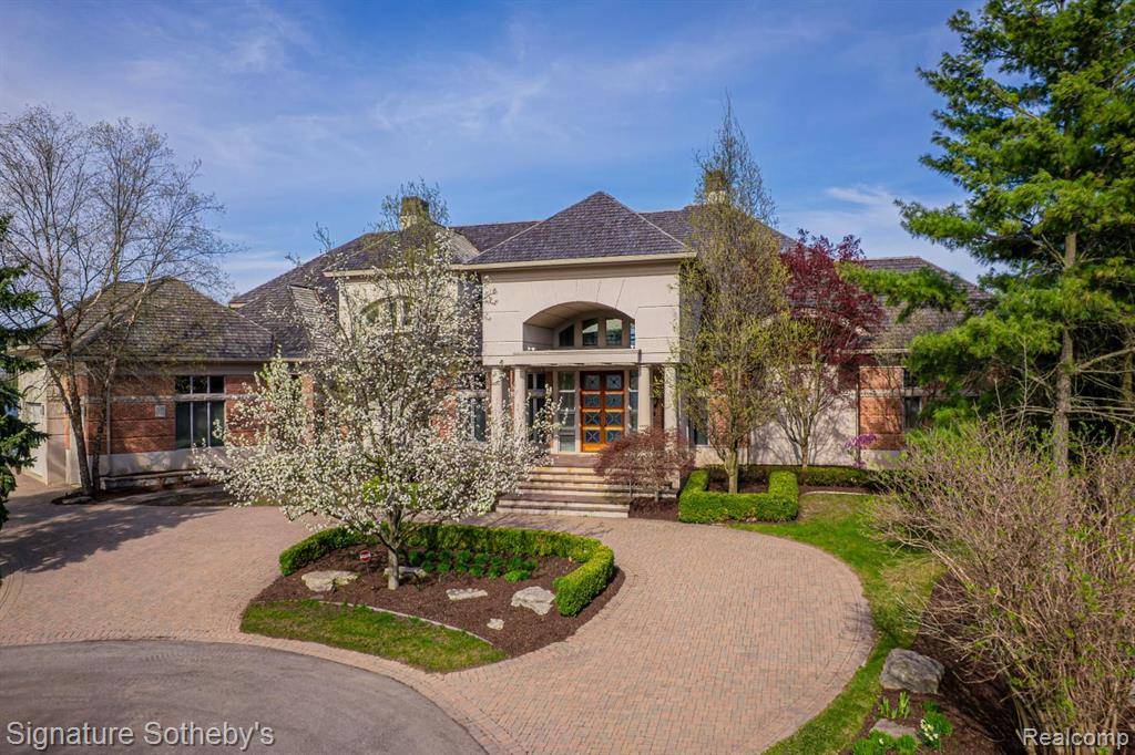 Fenton, MI 48430 9140,82 CHATEAUX DU LAC