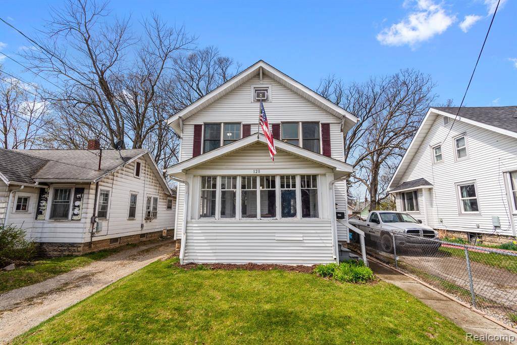 128 S FOSTER Avenue, Lansing, MI 48912 4022
