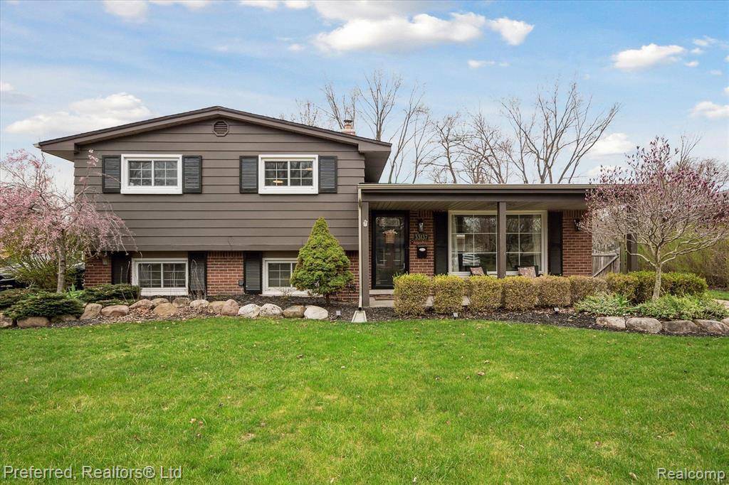 Farmington, MI 48336 5038,33137 KIRBY Street