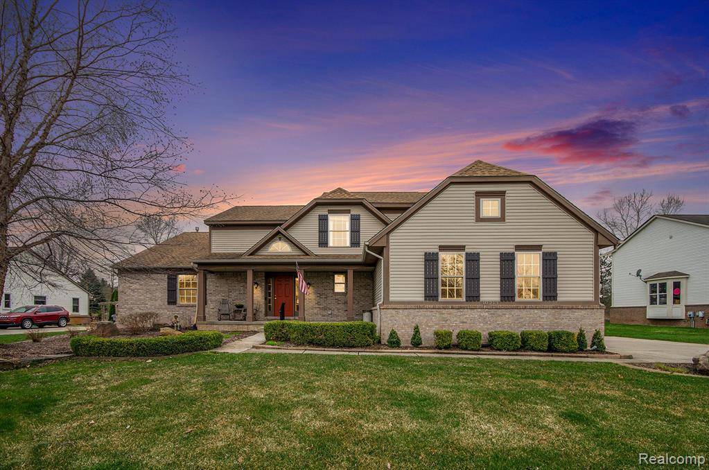 Clarkston, MI 48348 1556,10213 Wellington Drive