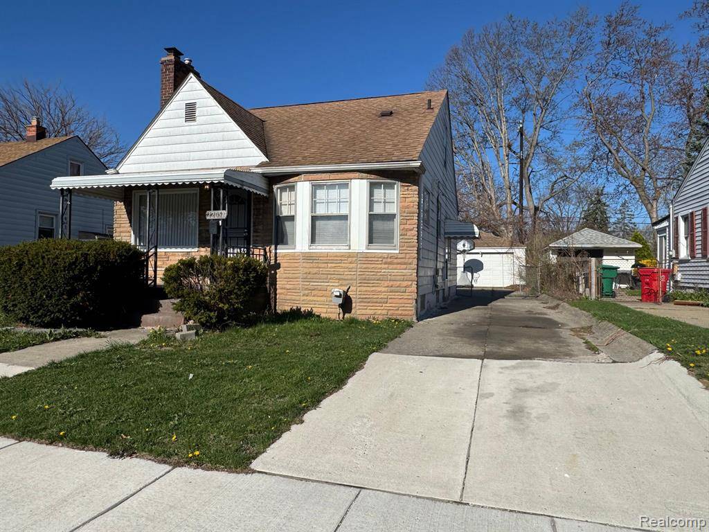 Eastpointe, MI 48021 2119,22051 FIRWOOD Avenue