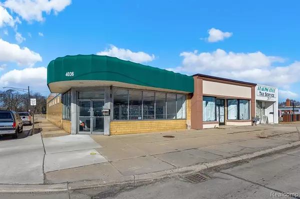 Lincoln Park, MI 48146 4111,4036 FORT Street
