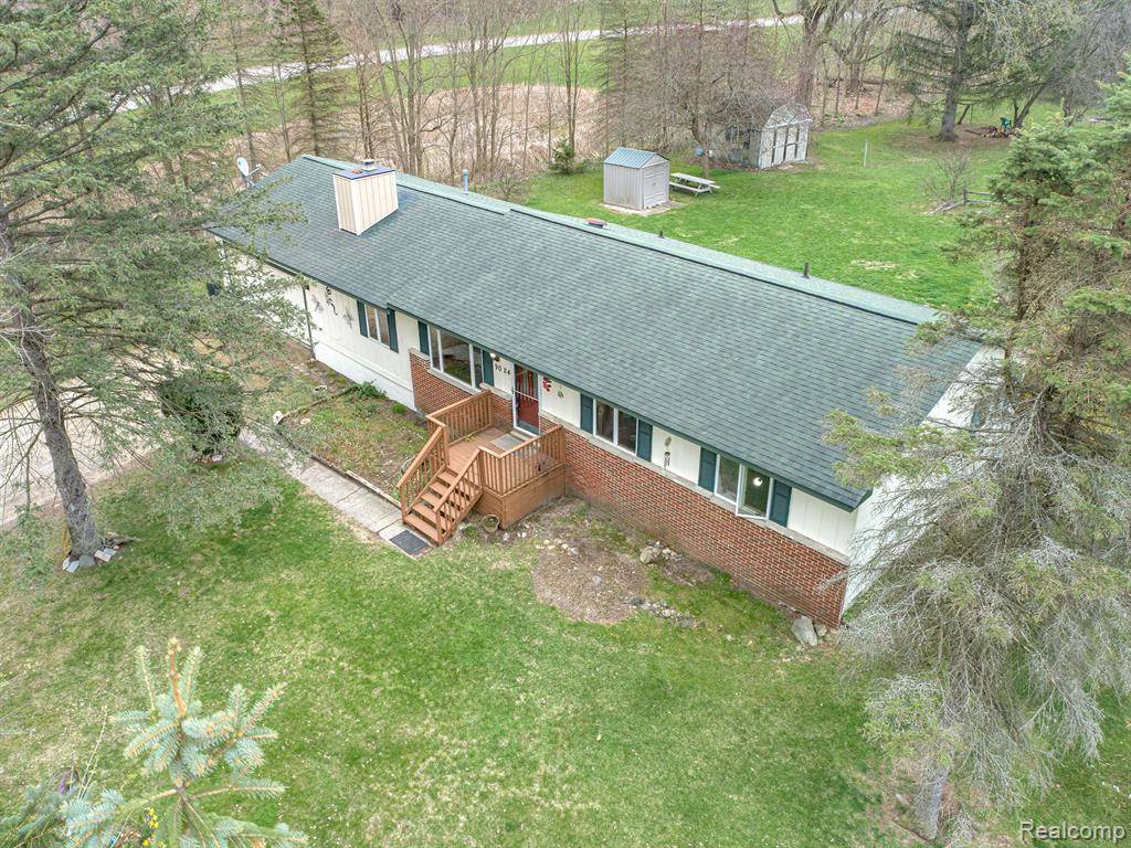 9024 PARSHALLVILLE Road, Fenton, MI 48430 9212
