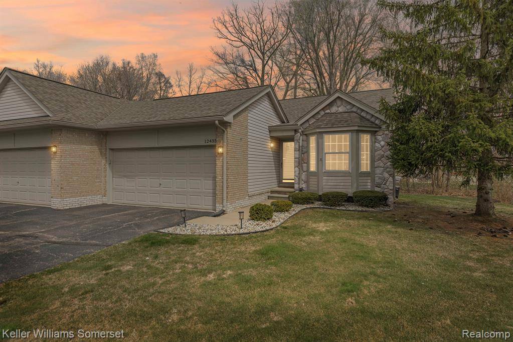 12435 HICKORY, Utica, MI 48315 5859