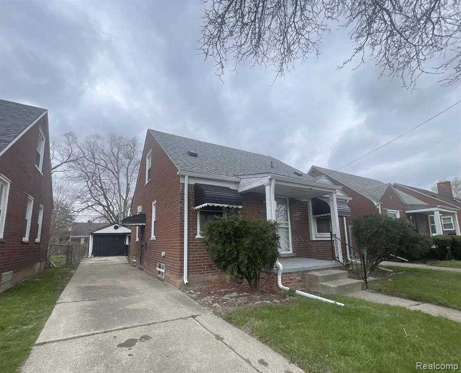 Detroit, MI 48204 5902,9115 ROSELAWN Street