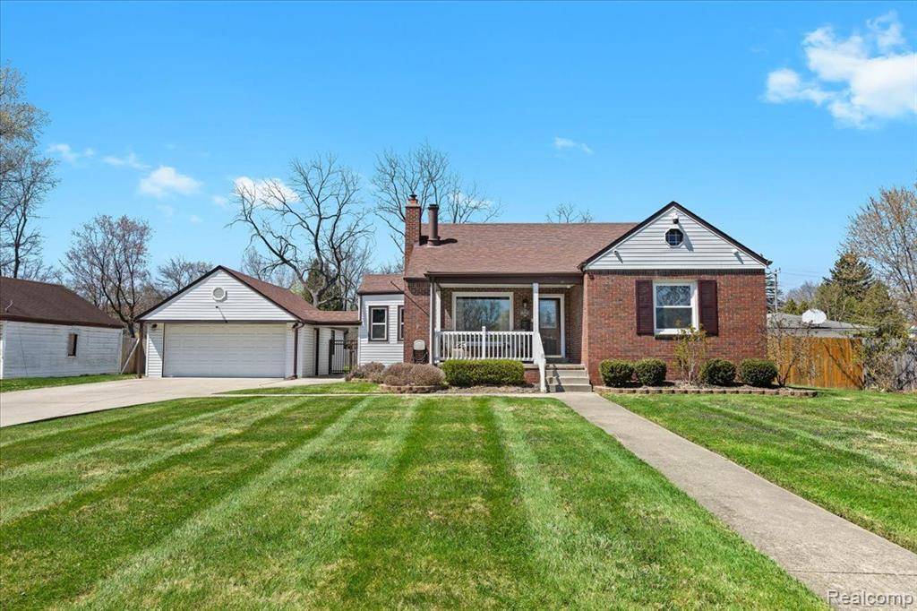 16841 SALEM Street, Detroit, MI 48219 3607