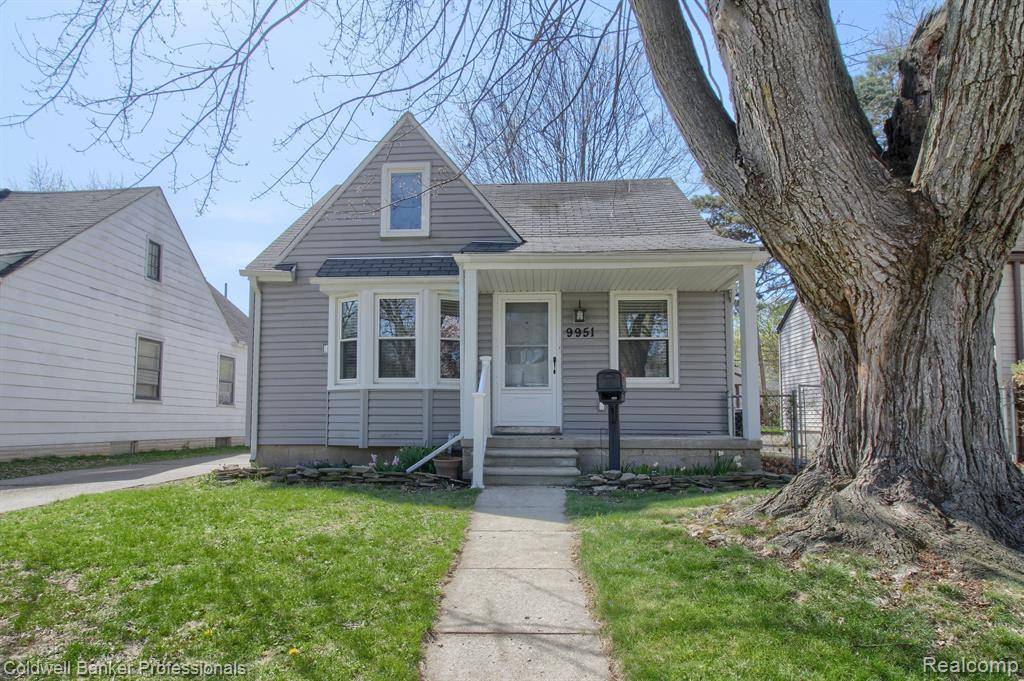 9951 TECUMSEH, Redford, MI 48239 2226