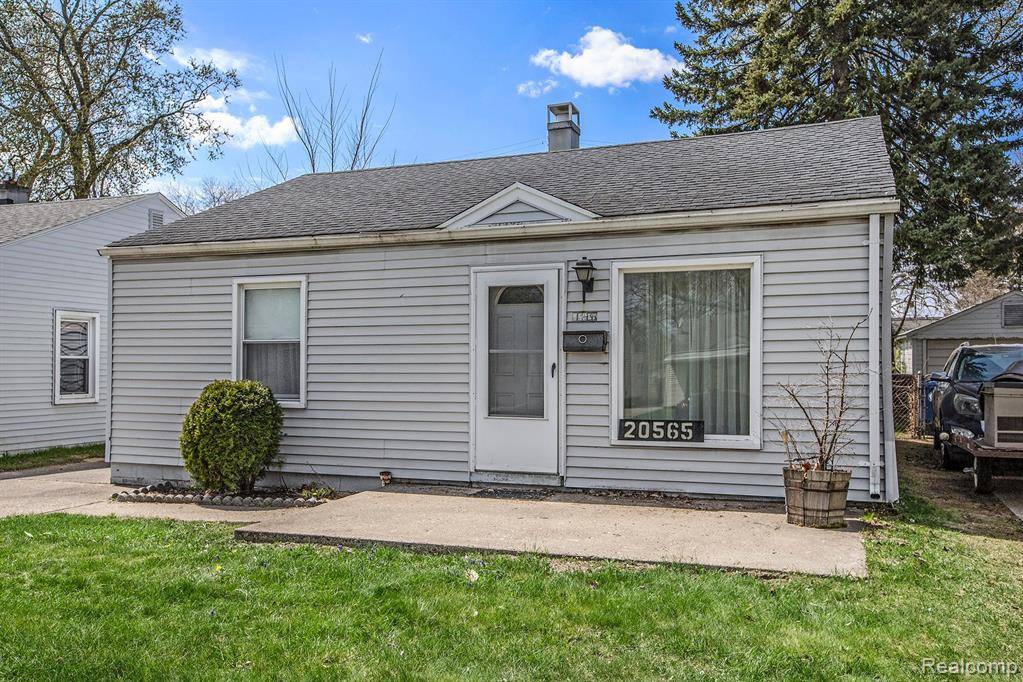 Redford, MI 48240 1201,20565 POINCIANA