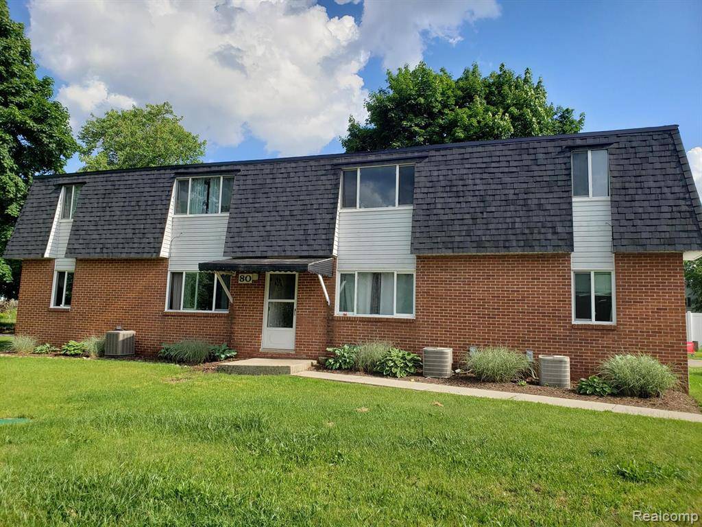 Ortonville, MI 48462 8812,80 Myron Street