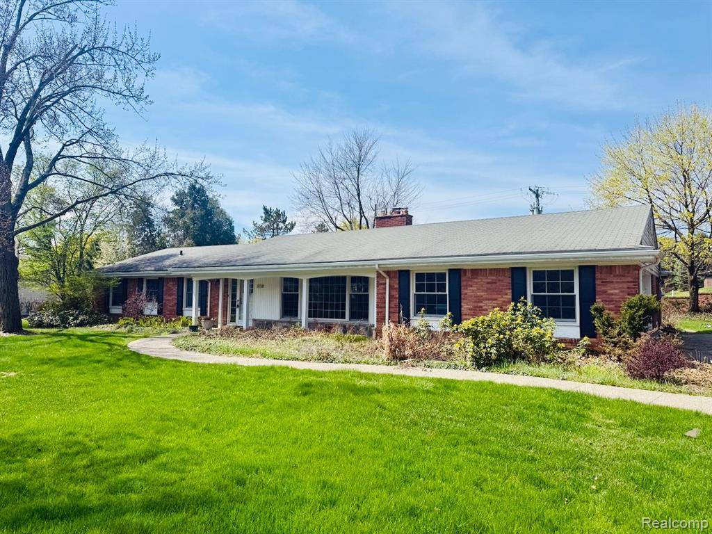 5730 Burnham Road, Bloomfield Hills, MI 48302 4016
