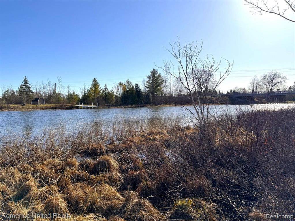 Cheboygan, MI 49721 9575,4052 S RIVER Road