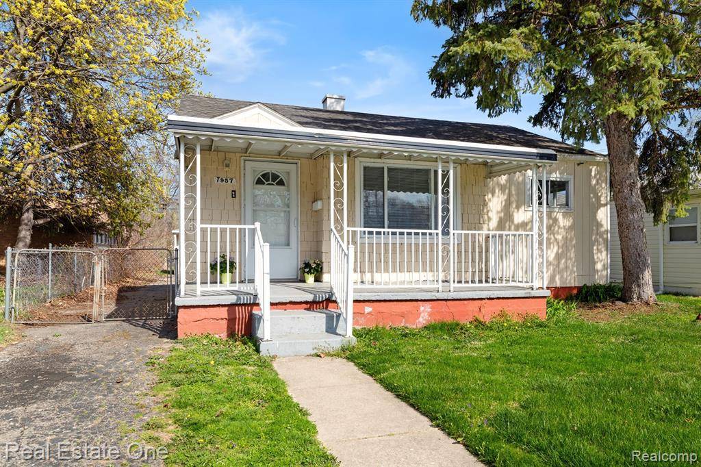Taylor, MI 48180 2271,7957 PINE Street