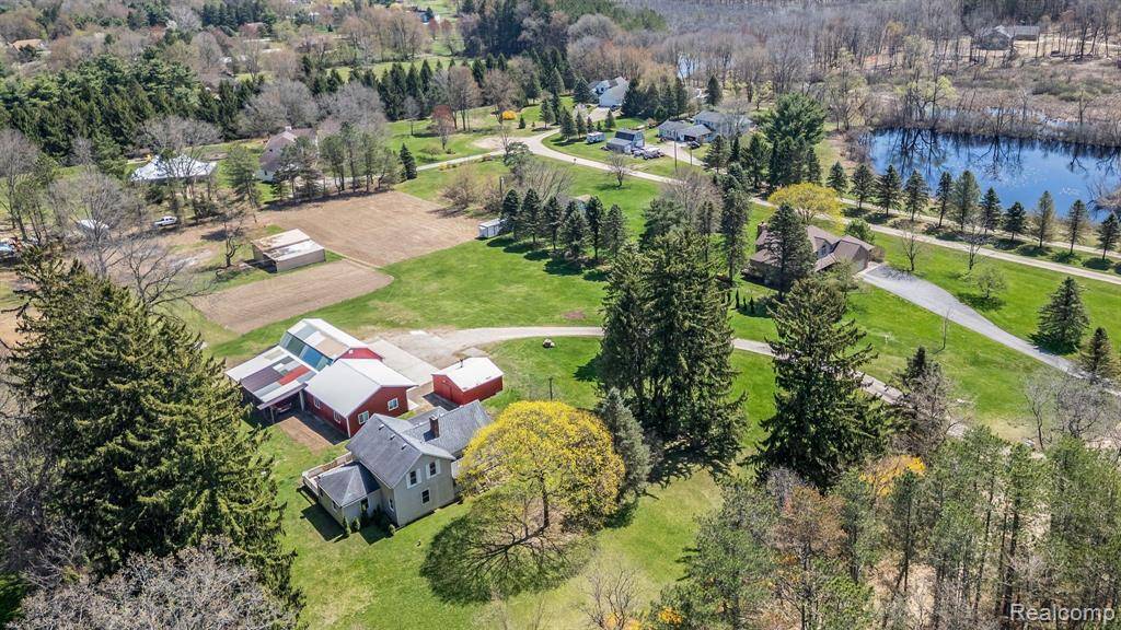 Milford, MI 48381 1146,1652 WEAVER Road