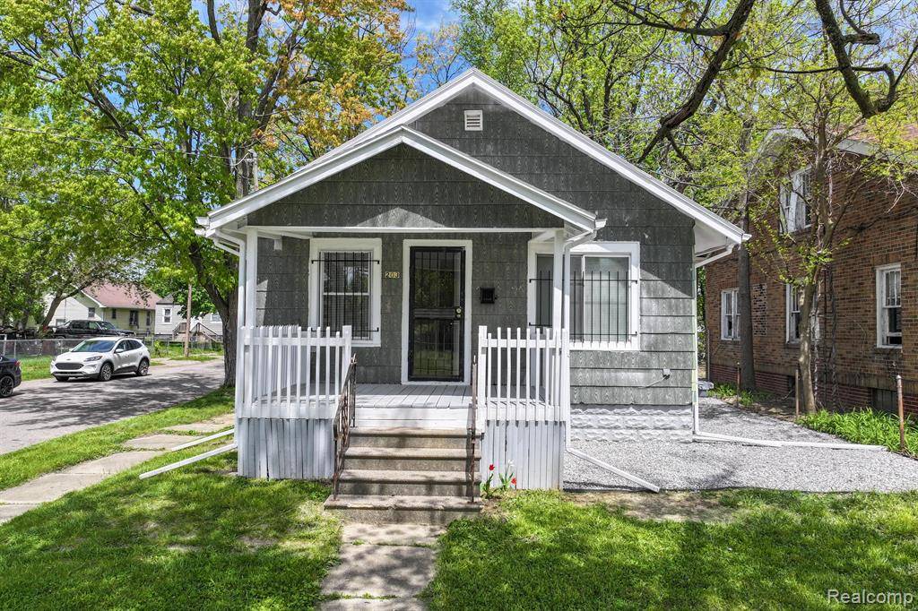 Flint, MI 48505 3419,203 E Stewart Avenue