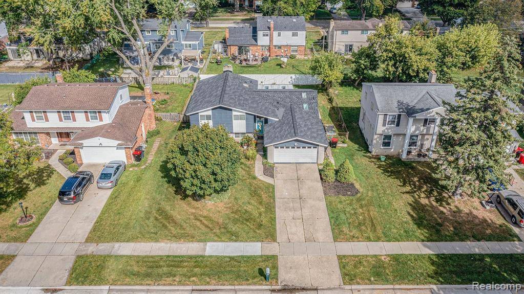 Southfield, MI 48076 5533,21760 GLENMORRA Street