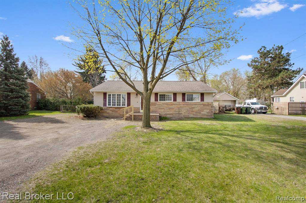 Shelby Twp, MI 48317 2306,7460 22 MILE Road