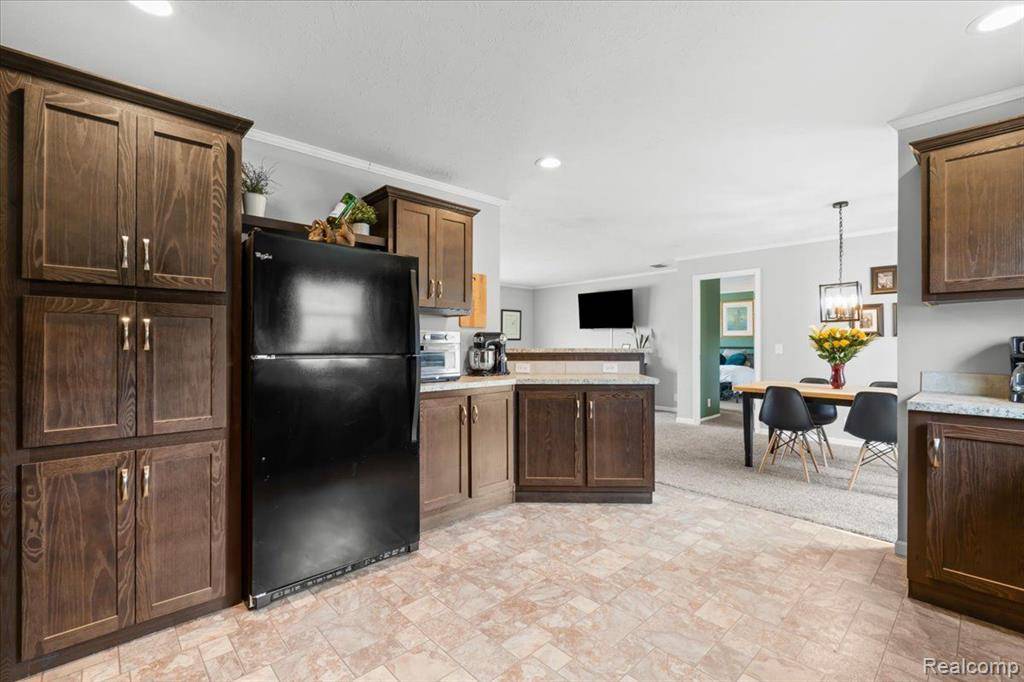 Holly, MI 48442,5198 Sheffield Drive