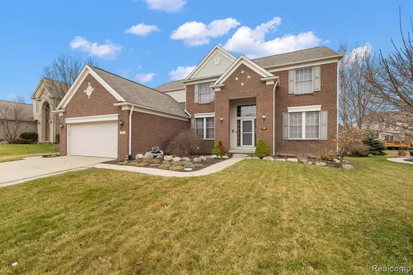 Rochester Hills, MI 48307 3593,721 Enchantment Drive